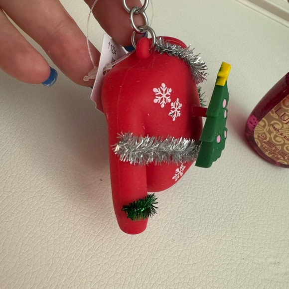 Bath & Bodyworks ugly Christmas sweater pocketbac - Picture 6 of 7